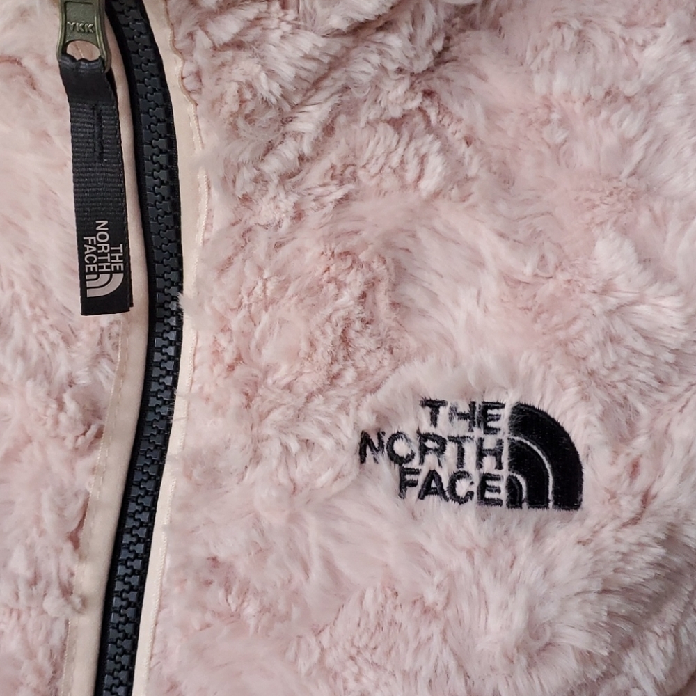 The North Face Navy Puffer Jacket - Picture 16 of 16
